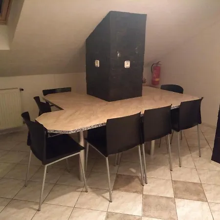 Ubytovanie V Sukromi Konukevi Turčianske Teplice